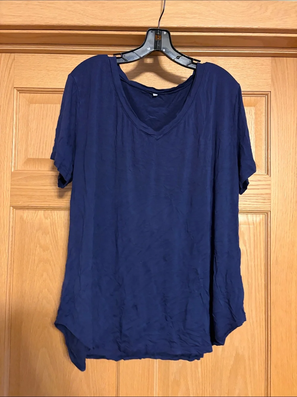 Women's Navy V-Neck Short Sleeve Top - Picture 1 of 1